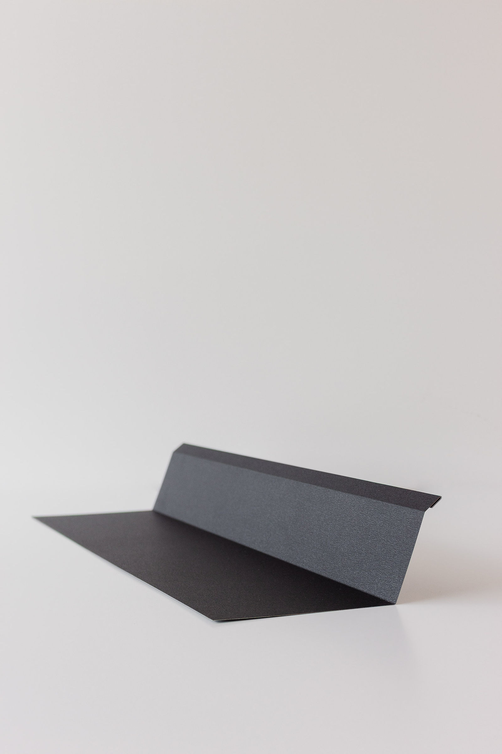 End Wall steel trim profile