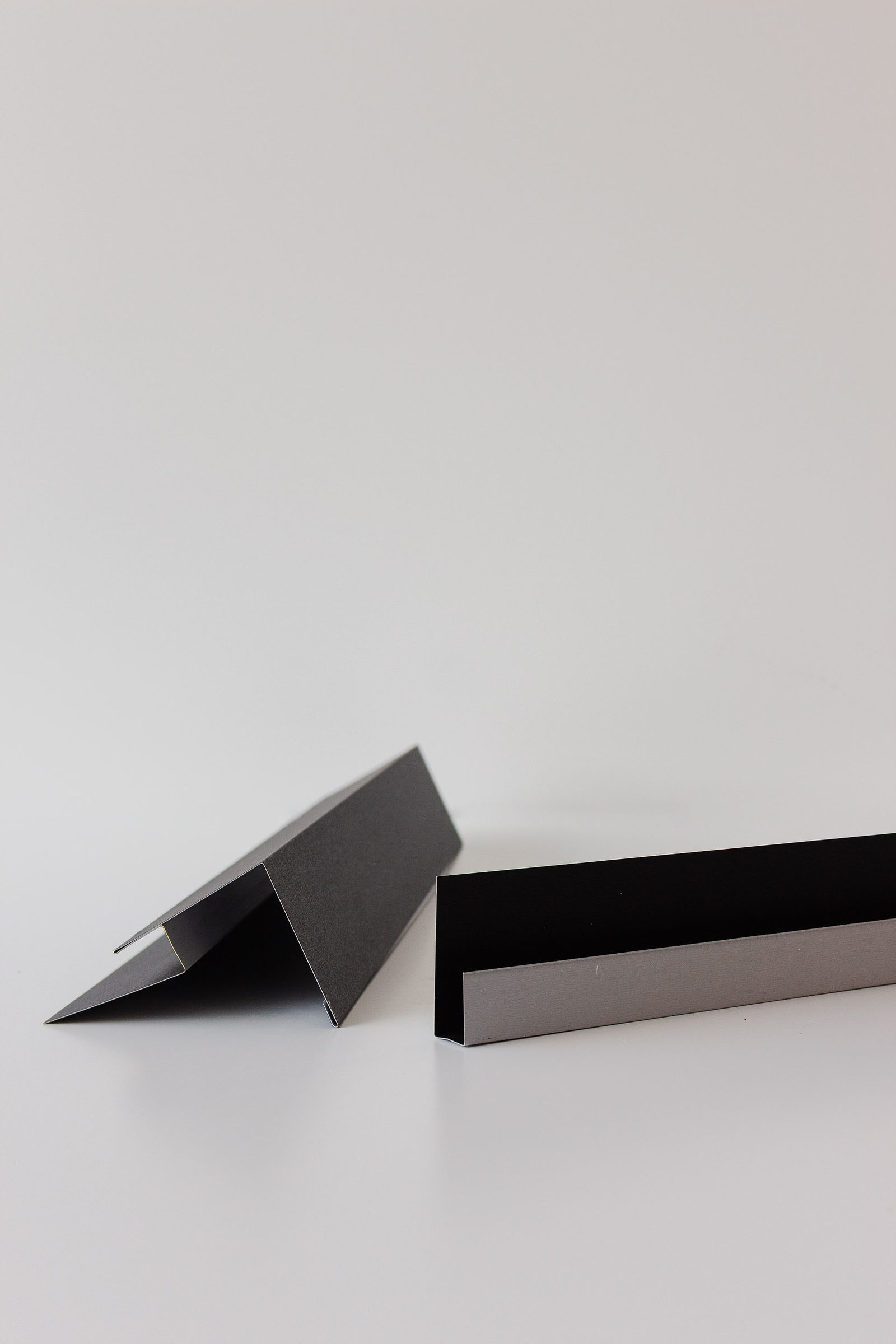 Outside Corner with built-in J-Trim steel trim profile